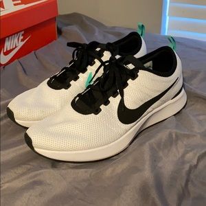 Nike Dualtone Racer